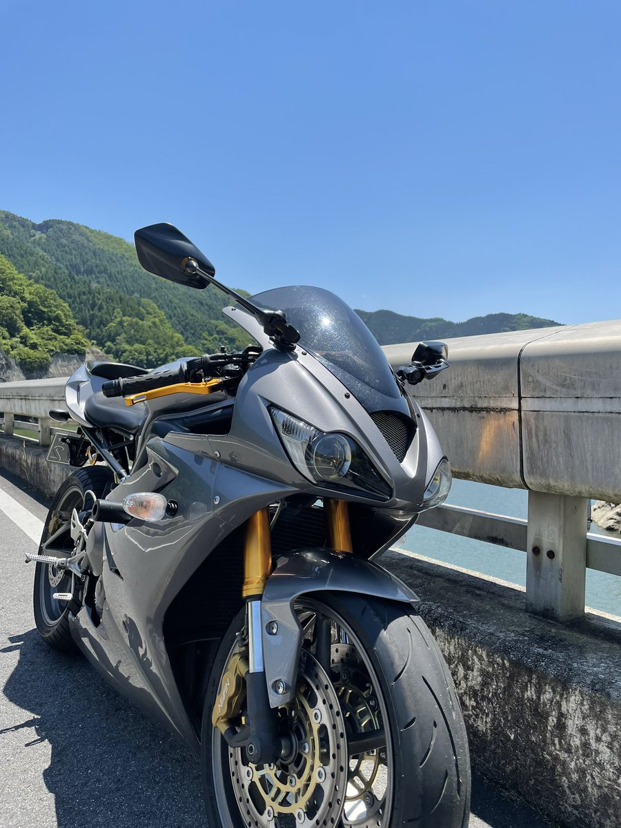 tona___r's tweet photo. #819の日 #8月19日はバイクの日 
#バイクの日 https://t.co/xMp5ObOrfh