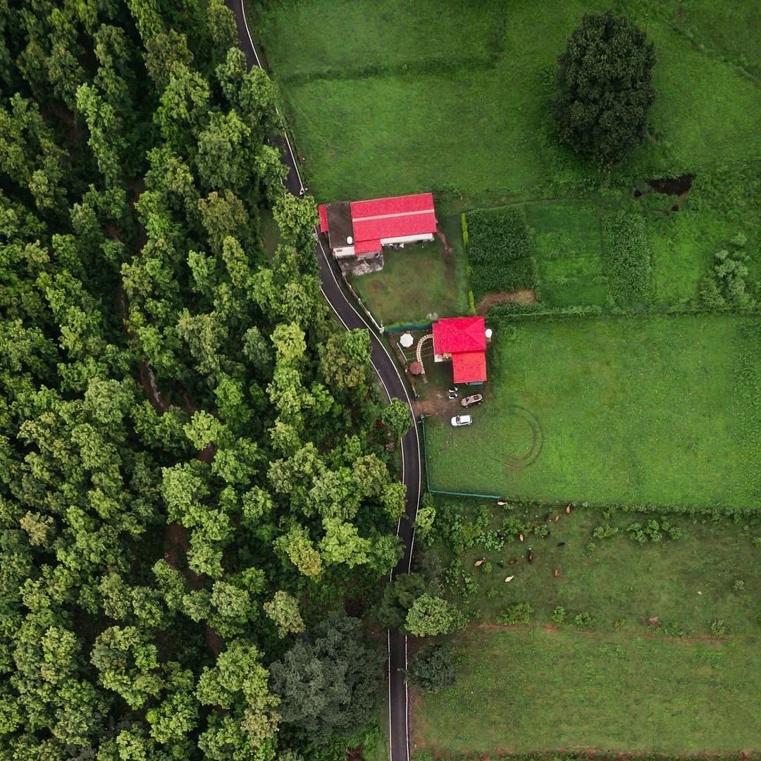 UTDBofficial's tweet photo. #Maldevta is a serene, sublime corner of #Dehradun, #flanked by dense #greenery, with #River Song alongside. In the #monsoons, these views become even more #magical, with the #greens becoming even greener. These photos were taken in July, 2022.

Credit IG: @sumerubahuguna https://t.co/moBoTlJsC7