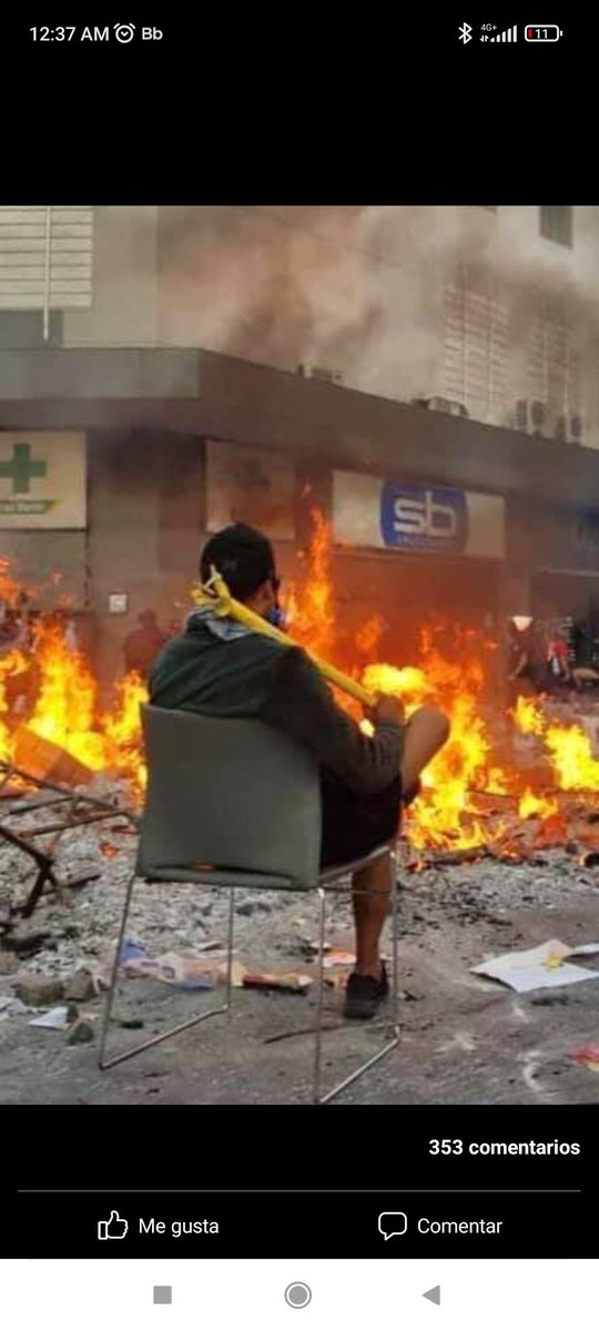 sigridramirez38's tweet photo. Yo no olvido! Destruyeron Chile y ahora van por el apruebo.                Concepción Octubre 2019.
#RechazoXAmorAChile https://t.co/93fqpdjcdD