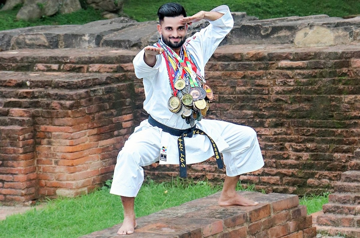 karateroshan1's tweet photo. Roshan Yadav Medal 🎖 Century #medalcentury #100medals #karate #100medal #medal #Medals #roshanyadav #karateroshan #karatedo #karateindia #indiankarate #indiakarate #sports #sportsindia #karatemotivation #Kashi #Varanasi #UttarPradesh #varanasisports #Uttarpradeshsports https://t.co/tgfRao87Tr