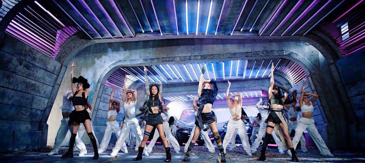 BLACKPINKBRASIL's tweet photo. 📈 Maiores ouvintes únicos na primeira hora no MelOn em 2022:

#1. #BLACKPINK - #PinkVenom - 57,062 
#2. BTS, Yet To Come - 53,724
#3. NCT DREAM, Glitch Mode - 48,669
#4. Red Velvet, Feel My Rhythm - 41,056 

PINK VENOM OUT NOW
#BLACKPINKVenomInYourArea https://t.co/FWwECUxfCO