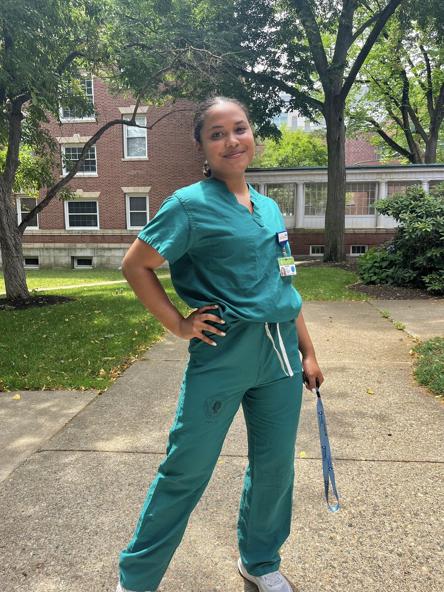 CoxMilann's tweet photo. Over summer, I completed a research fellowship with BIDMC-Harvard’s Psych Residency program. I worked on a psychosocial intervention that aims to increase positive affect in suicidal adolescents and shadowed on multiple psychiatric services.🤩 I hope to return!🤞🏽 #Psychiatry https://t.co/eaVj9dqi70