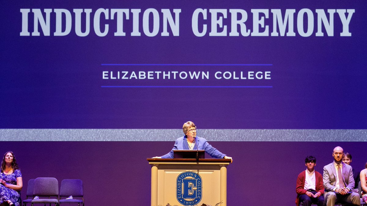 EtownCollege's tweet photo. We officially welcomed #Etown2026 to the Blue Jay community with tonight's Induction ceremony in Leffler Chapel and Performance Center! 

An annual tradition at Etown, the program which features a Pinning Ceremony and Litany of Light helped kick off New Student Orientation. https://t.co/6b0Og7CXLg