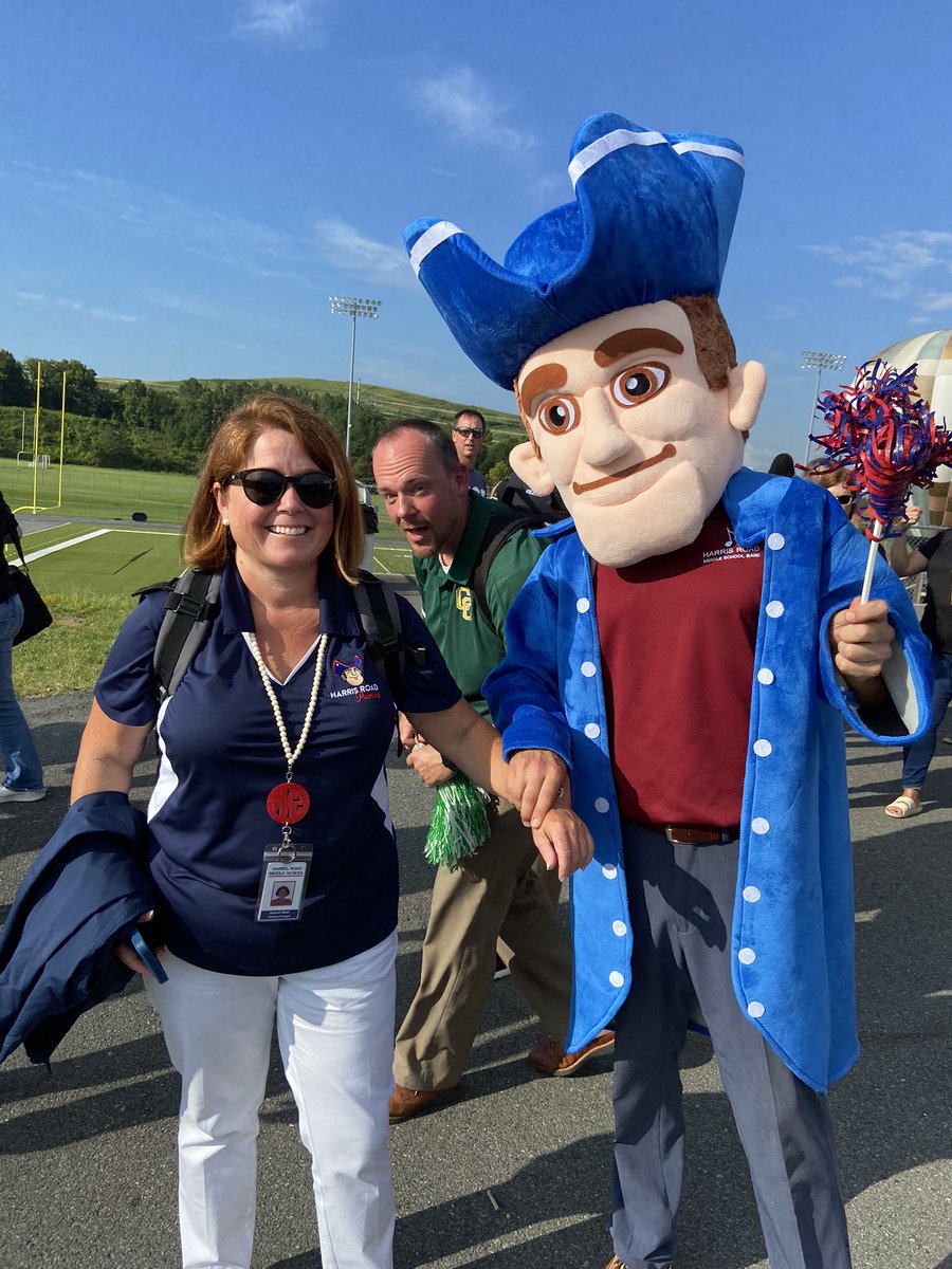 mbrothccs's tweet photo. What a wonderful RISE conference celebrating our amazing teachers! This school year is going to be awesome!!#CCSRISE2022 @CabCoSchools https://t.co/OwV6tb23Fu