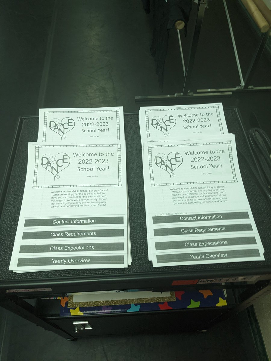 NISDValeDance's tweet photo. Convocation and open house 2022 done! I was #NISDignited at #NISDConvocation2022 this morning. Then #Valeignited at open house tonight! @NISDVale @NISD https://t.co/ueFa6e3egk