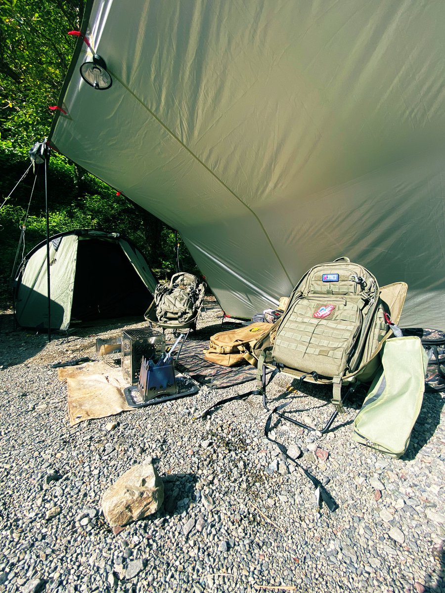 723__camp's tweet photo. 我が家の財産たち💸💸💸
#511tactical #lastgear
#oregoniancamper
#sungpak
#キャンプ好きと繋がりたい https://t.co/8EovrnKGUz