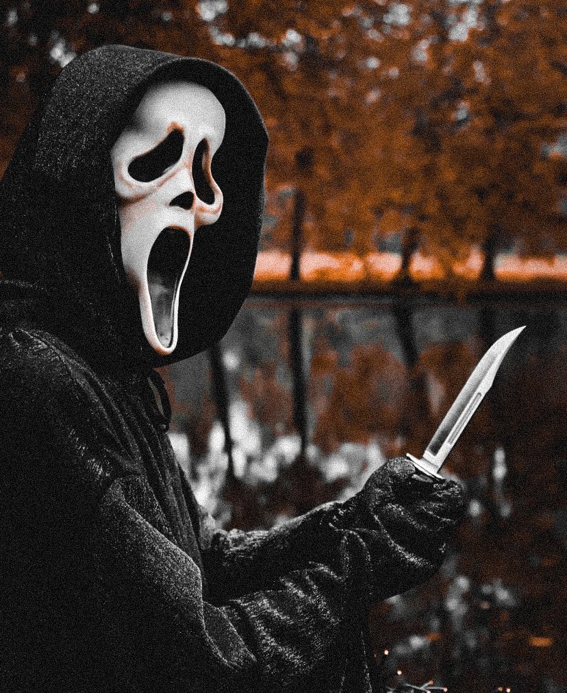 GhostfaceTalks_'s tweet image. It’s almost that time of year… 🎃