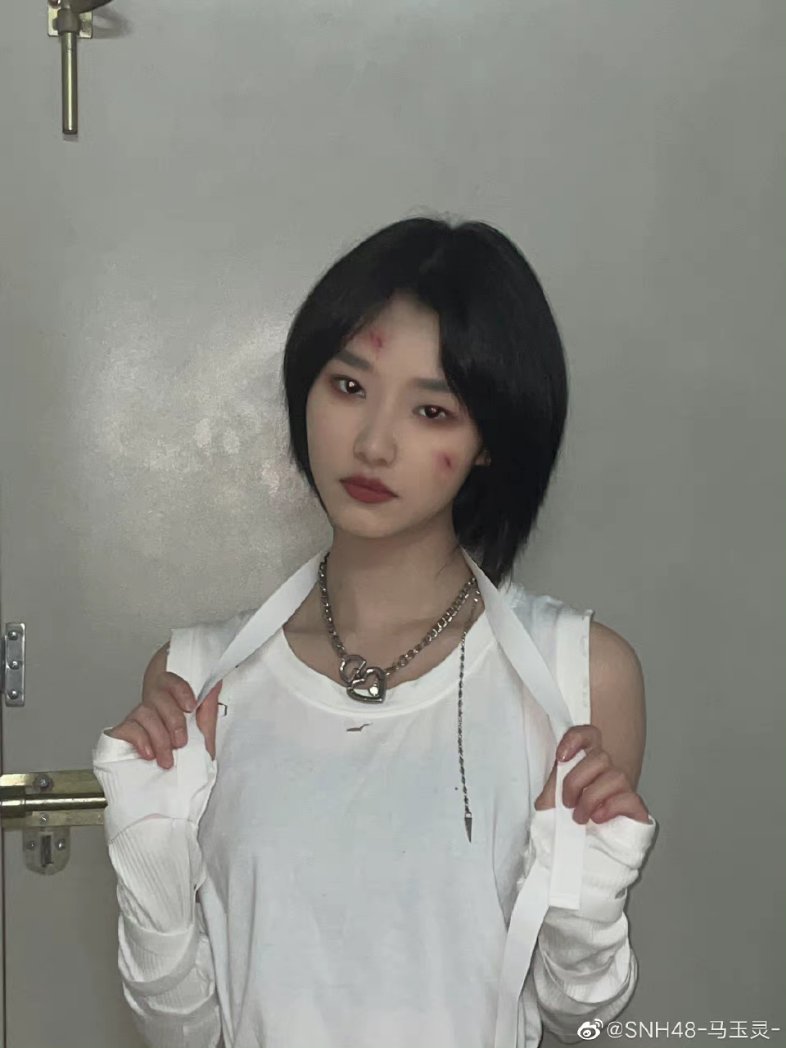 mayulingpics's tweet photo. 220816 || weibo update

(1/3)
#马玉灵 #마위링 #mayuling #snh48 https://t.co/6ZOfZCAXW0