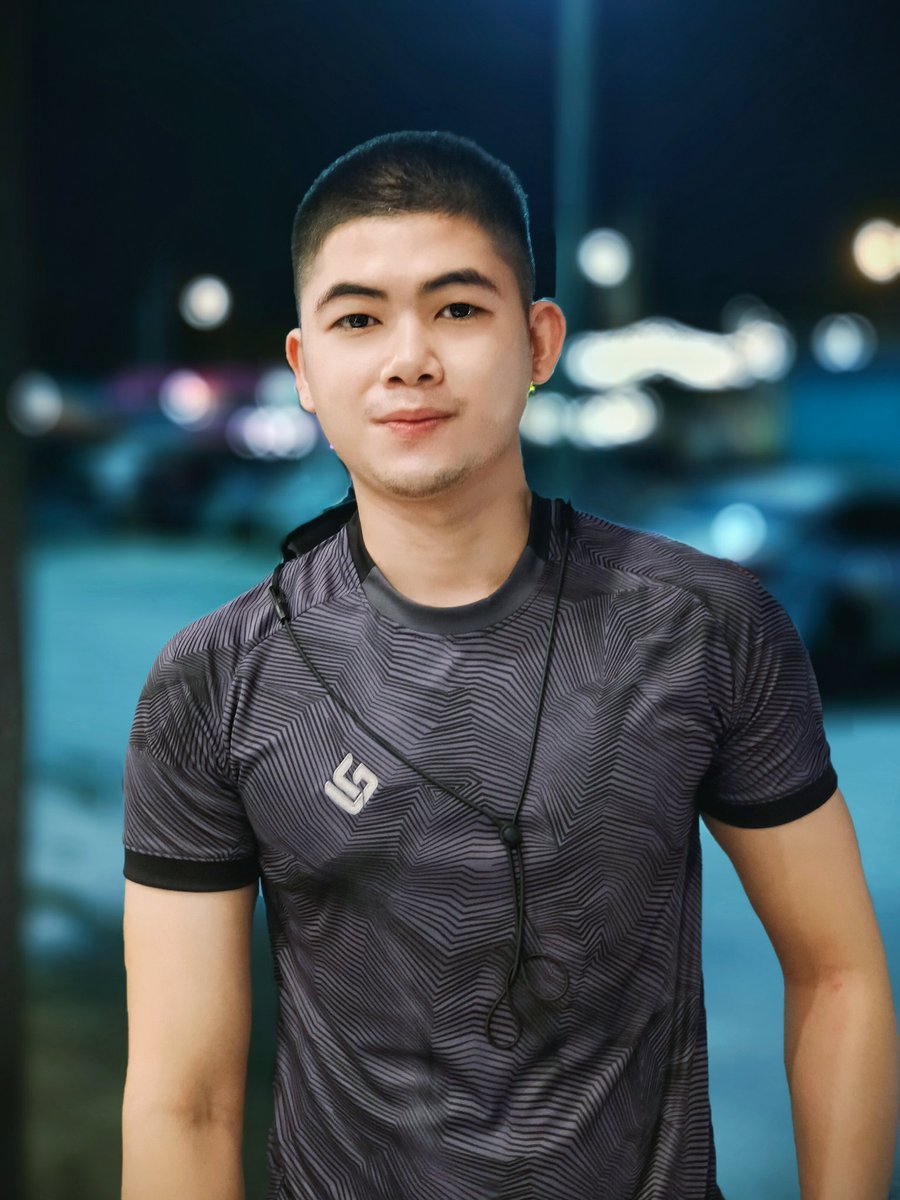 iamsky853's tweet photo. 𝐺𝑜𝑜𝑑 𝑜𝑟 𝑏𝑎𝑑, 𝑗𝑢𝑠𝑡 𝑠𝑚𝑖𝑙𝑒 ◡̈

จะดีหรือร้ายยังไงก็ขอให้ยิ้มเข้าไว้
#แคปชั่น #แคปชั่นภาษาอังกฤษ #คําคมภาษาอังกฤษ https://t.co/S8WWQPjGHT