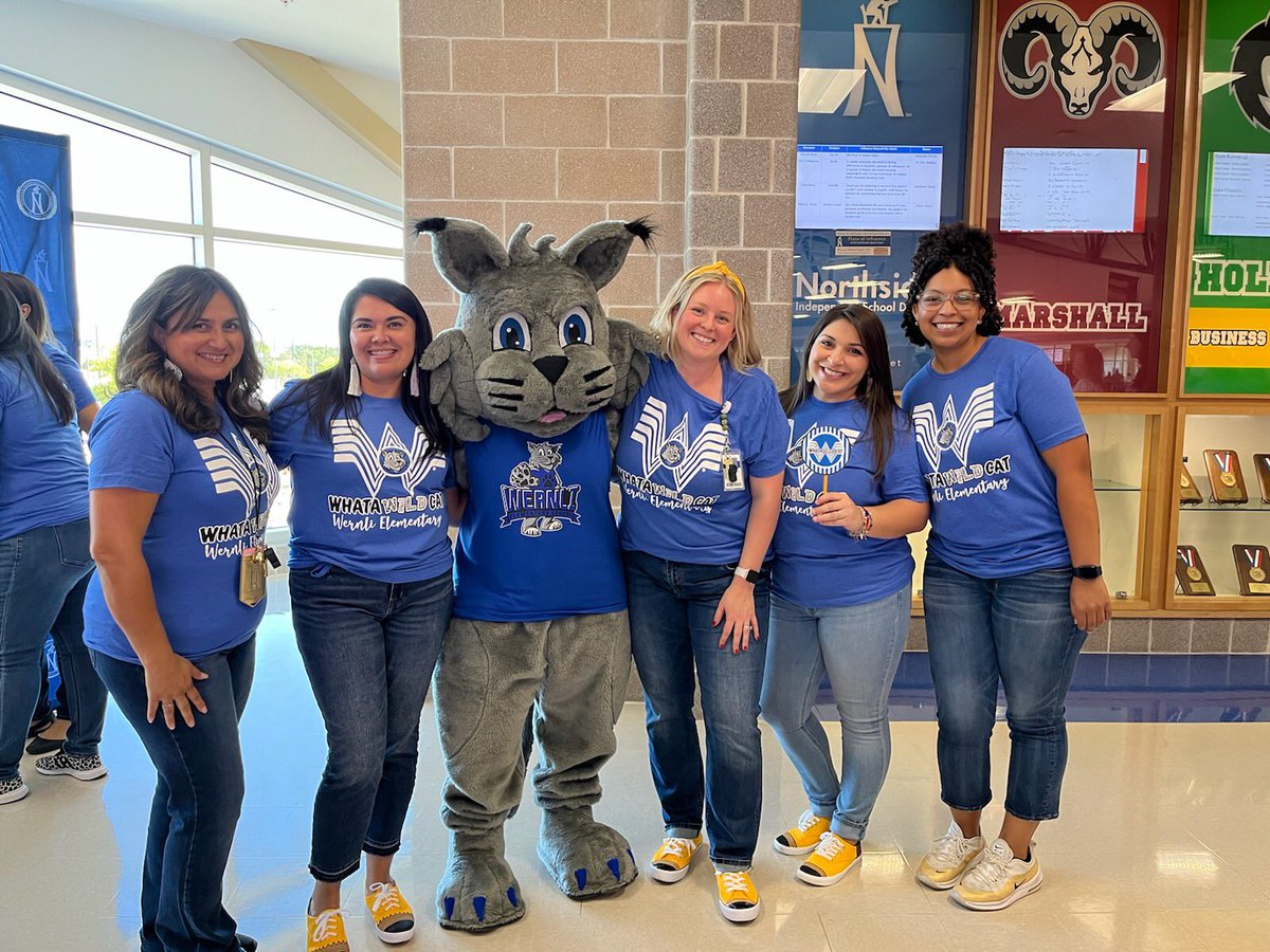 AMGuerra96's tweet photo. Itโs going to be a Great Year!! Crazy4Kinder ๐#NISDignited #NISDConvocation2022 @katherine1vill1 @MsAGarza https://t.co/8K7ofCdE5v
