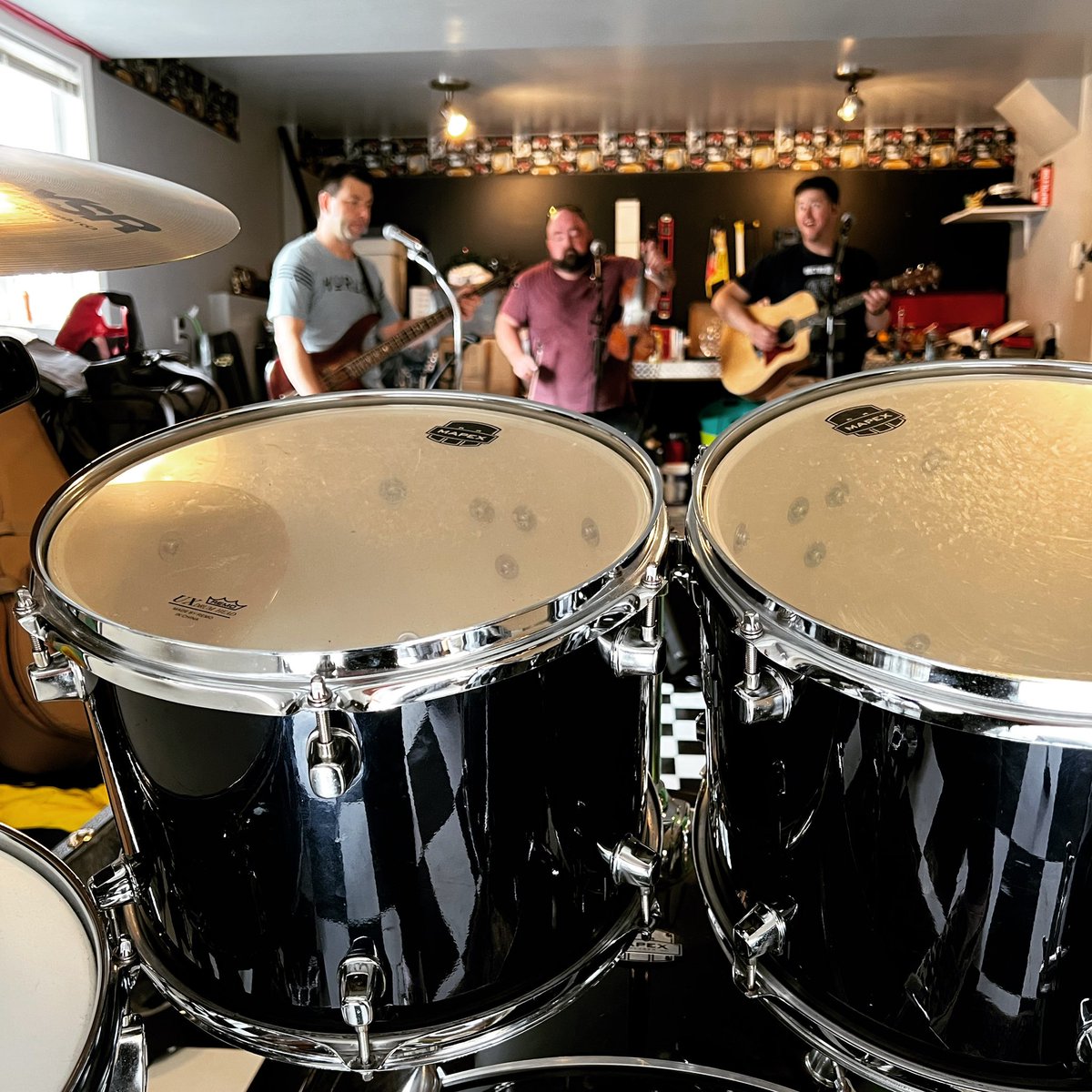 We’re all practiced up for our gig at <a href="/oreillys_pub/">O'Reilly's Pub</a> on Saturday night (Aug. 20)! We take the stage from 8-11pm. 

Can’t wait to see you there!!!

#nlmusic #tomorrowshangover #nllivemusic