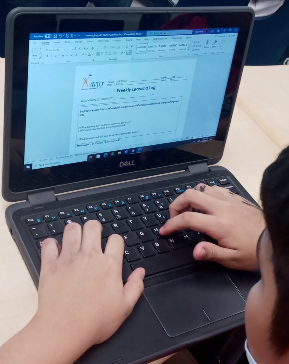 iserra01_ssms's tweet photo. AVID Warriors getting familiar with Technology/Schoology as they work on their first Learning Log. Thanks to our librarian @VEspinoza_SSMS for helping with some tech issues this week. #AVIDSTRONG @JGOMEZ_SSMS @ACarroll_SSMS @SSanchez_MS https://t.co/f7K53ZtWtt