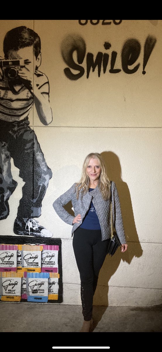TheRosesP's tweet photo. #TBT #Craigs West Hollywood https://t.co/2zWWiKf8cv