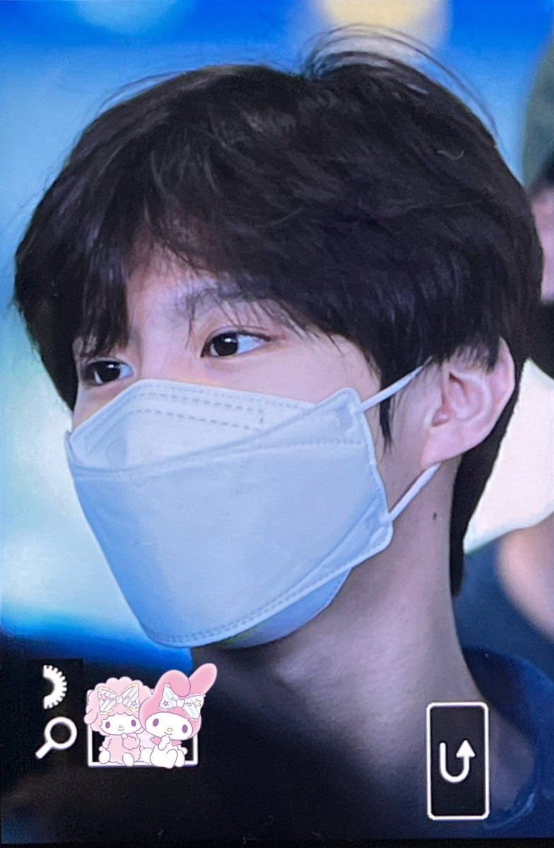 WhiteSugar96's tweet photo. 220819 ICN

냥제님 무사 귀환

#김우석 #KIMWOOSEOK https://t.co/8kgMArHzAt