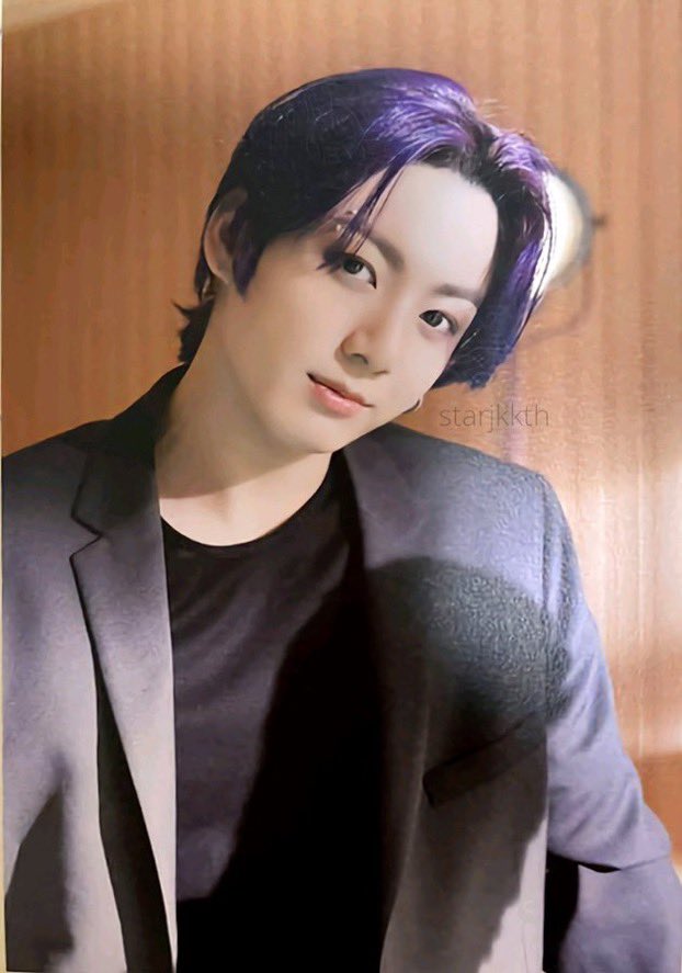 rockstarJKK's tweet photo. PURPLE HAIR JUNGKOOK! https://t.co/YV8S0d04ii