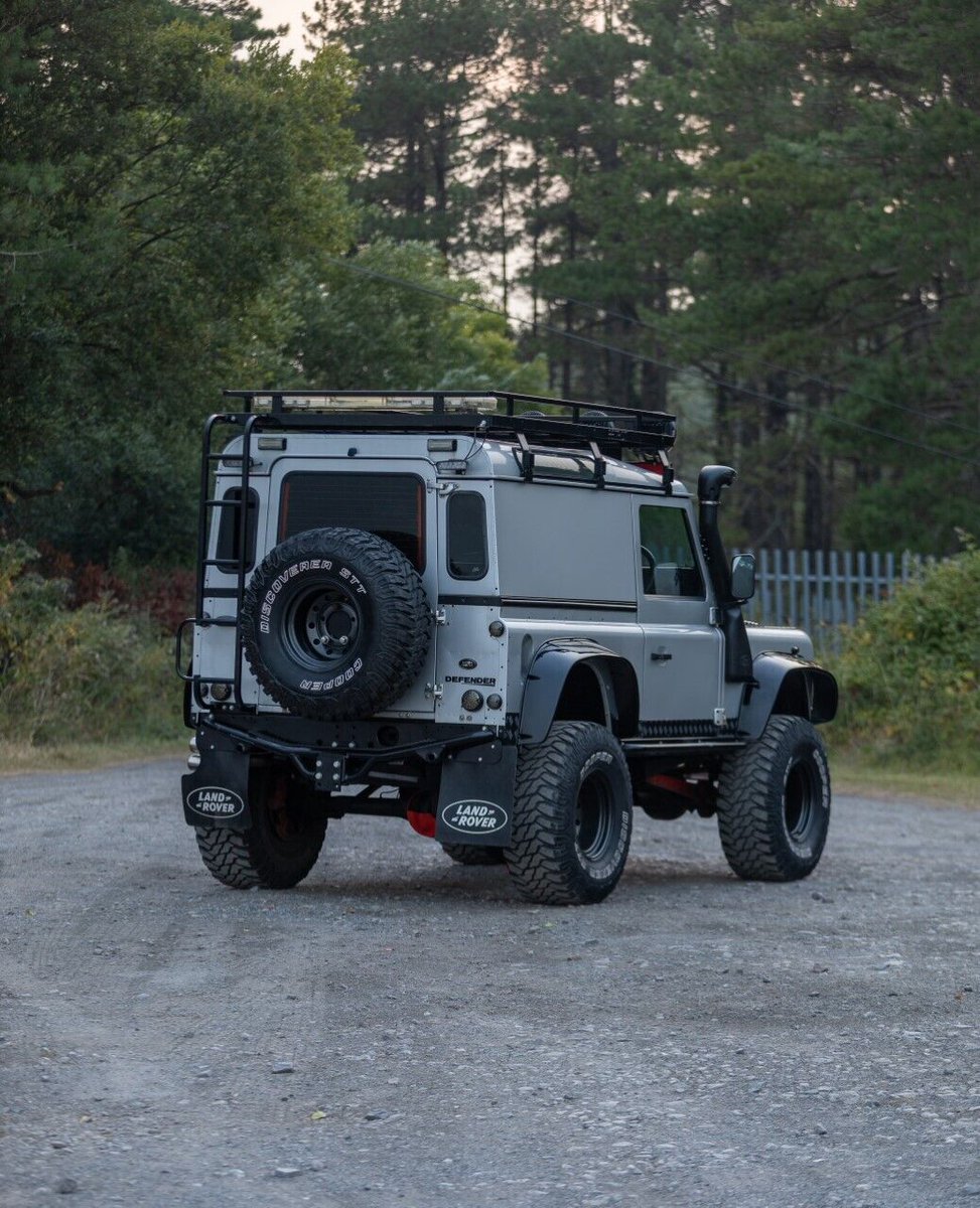 LandyDefender90's tweet image. Land Rover Defender 90 Td5 67,300 miles,1 Previous Owner - defender-landrover.co.uk/2022/08/land-r…