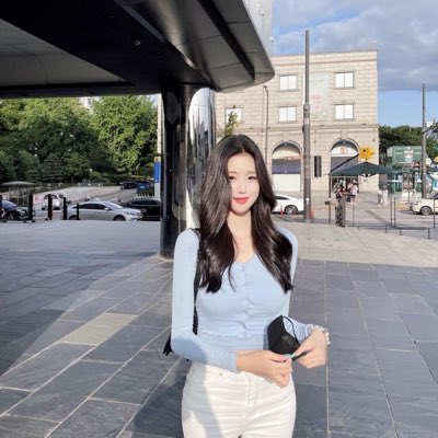3AlyssaAly's tweet photo. #新头像 https://t.co/KLuPKwgbxV