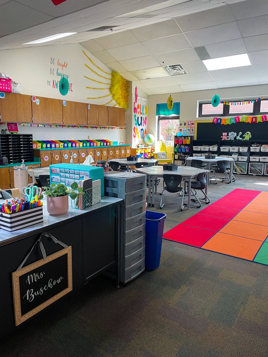 Mrs. Buschow 1B tweet media