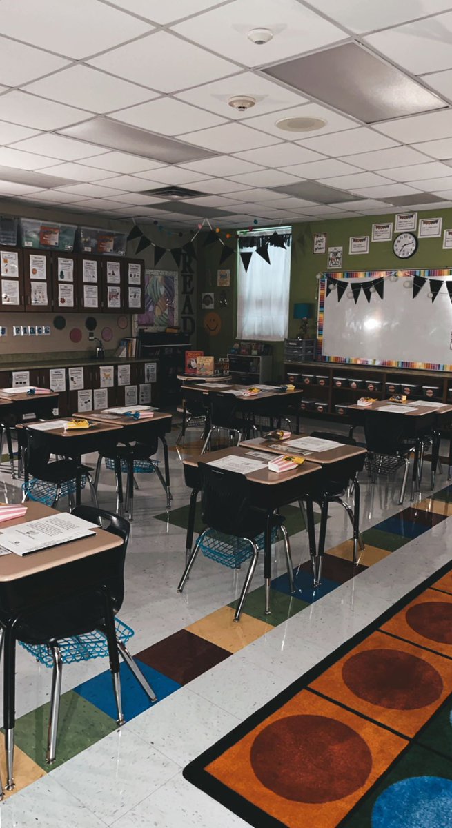 MsLaney_2nd's tweet photo. We had a great open house tonight, meeting our new students and getting them excited to start the school year! I can’t wait for the year to kick off!! 🥳🥳🐾 @JCWestElem https://t.co/v5j9BBm4WE