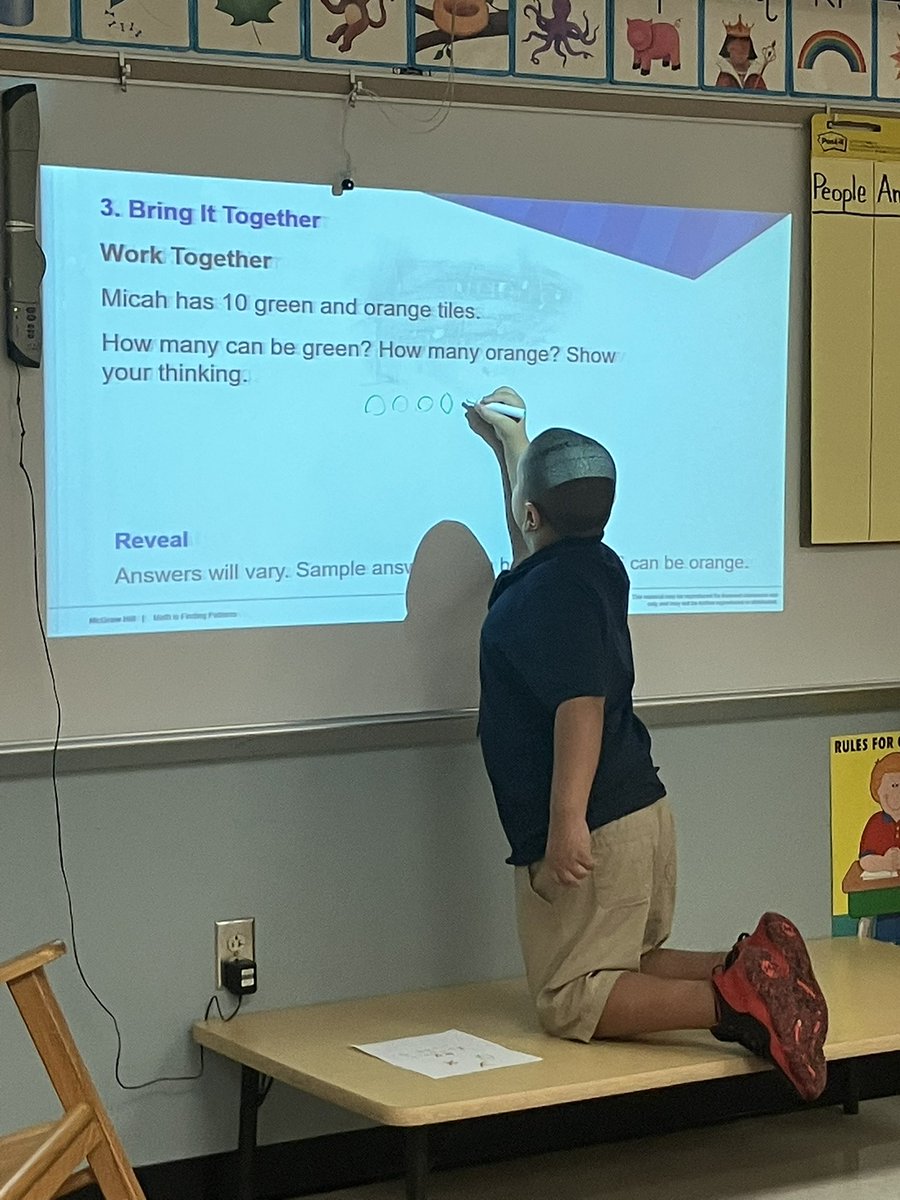 MsMostlyWright's tweet photo. We love sharing our individual math superpowers! 💪🏽 https://t.co/8At3wYDGXe