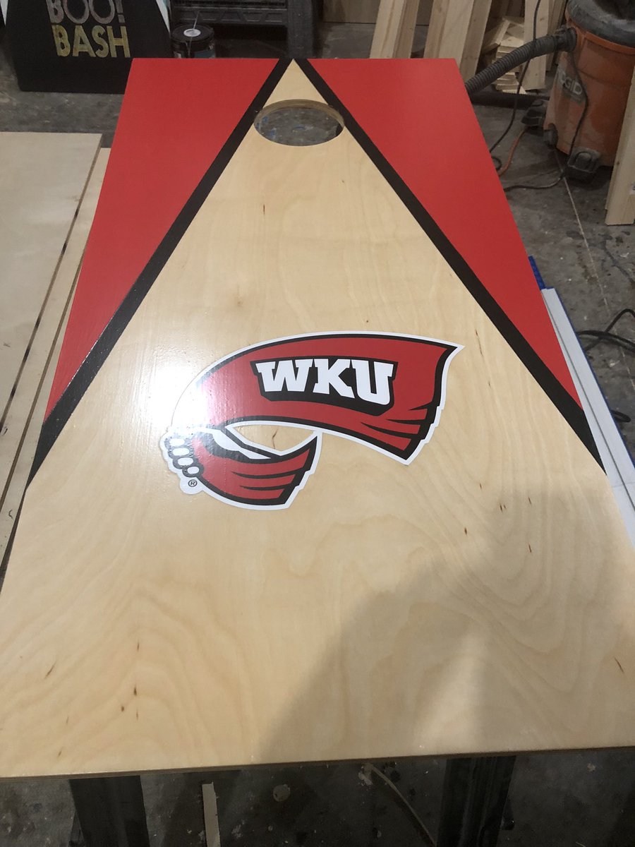 ZSimpsonBG's tweet photo. Just a reminder, we @bgcornholeky will be raffling off this set of @wku cornhole boards at #TopperFest tomorrow night!! Stop by and see us at our tent to enter your chance to win!!! Winner will be announced at the end of the night!!!! https://t.co/sXDnNekgSI