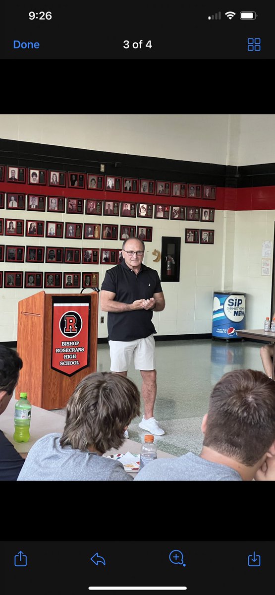 RosecransFootb1's tweet photo. Hall of Famer and former Bishop Rosecrans Head Coach Whit Parks delivery a great message ahead of tomorrow nights season opener at Portsmouth Sciotoville. Thank you coach! #BishopStrong https://t.co/t1BPB20yyK