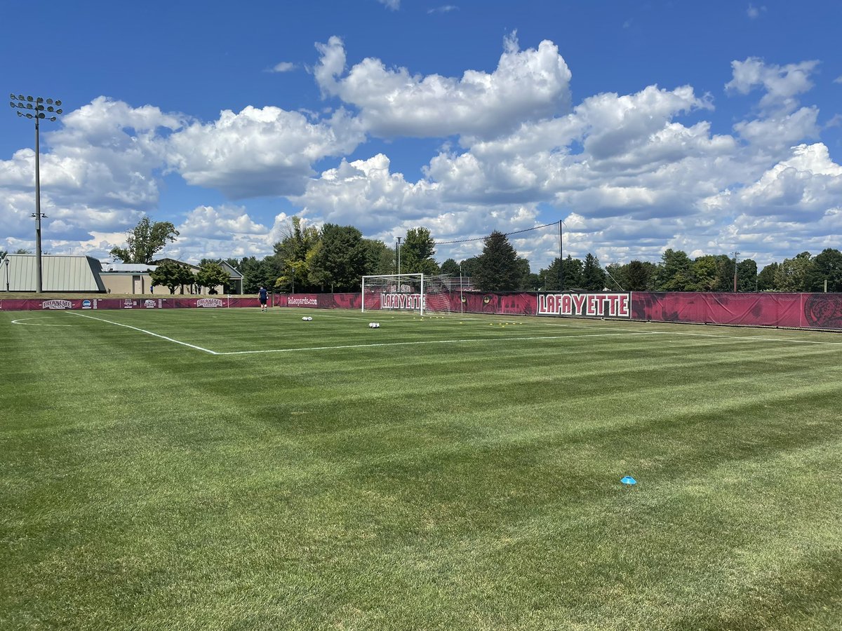StephenJamesCFC's tweet image. Lafayette on the road. 3-0 win to kick off the season 👍 #grind #ncaasoccer #uscollegesoccer 🇺🇸⚽️