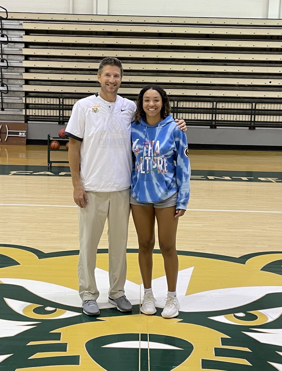 Halena Hill (@halenahill) on Twitter photo Very exciting to be given the chance to play for <a href="/SVC_WomensBball/">Saint Vincent Women’s Basketball</a>! I had a great time visiting, thank you for having me! Very exciting to be given the chance to play for <a href="/SVC_WomensBball/">Saint Vincent Women’s Basketball</a>! I had a great time visiting, thank you for having me!