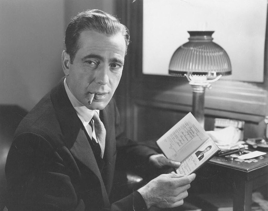 HumphreyBogart's tweet image. A great photo of Humphrey Bogart as Sam Spade in The Maltese Falcon.