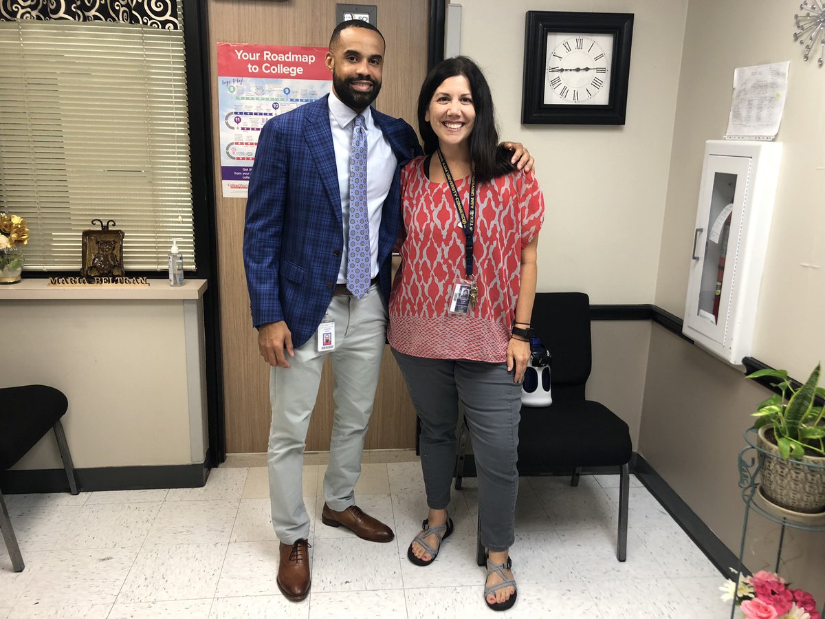 KE Vallie tweet media