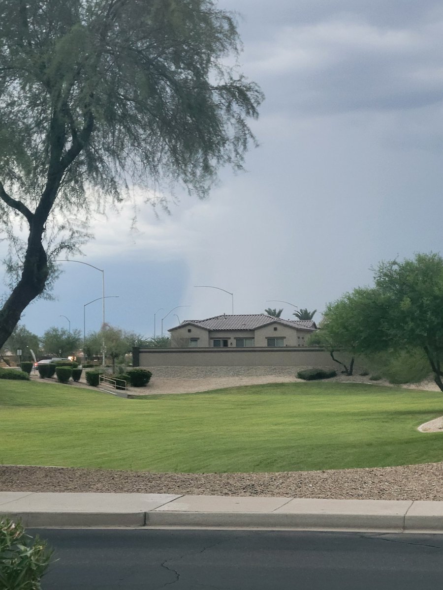 joshua_grzywa's tweet image. I know where an #infantry unit is training... #lol #weirdhumor #betterthanpolitics #punsfordays #dadjokes