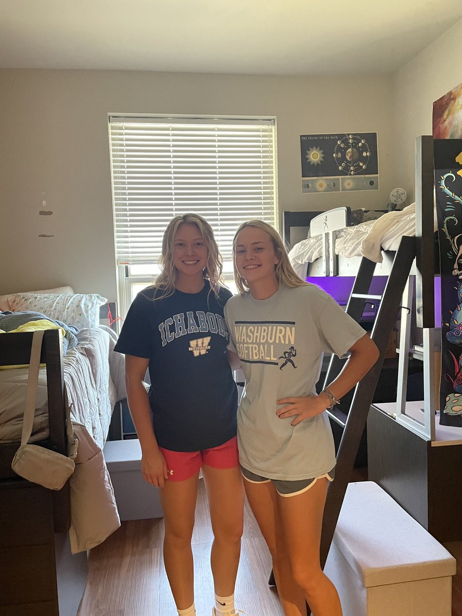 IchabodSB's tweet photo. Move-In day was a success &amp; the team has learned to unpack the cars within a minute! Beyond excited to have all of our girls back!🎩🥎 https://t.co/khM40cfb1p