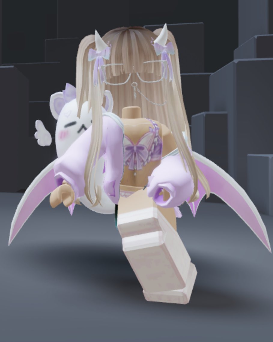 shoritsoo's tweet photo. ✧ sho’s art contest woo

prizes:

1st: 2.5K robux or mystery halo
2nd: 400K rhd or 1K
3rd: 200K rhd or 500

ending in 2 weeks
ocs are below, post your submission in #shoartcontest and mention me

#royalehighart #royalehighartcontest #royalehigh #royalehighhalo #royalehightrades https://t.co/mV7OT45H2G