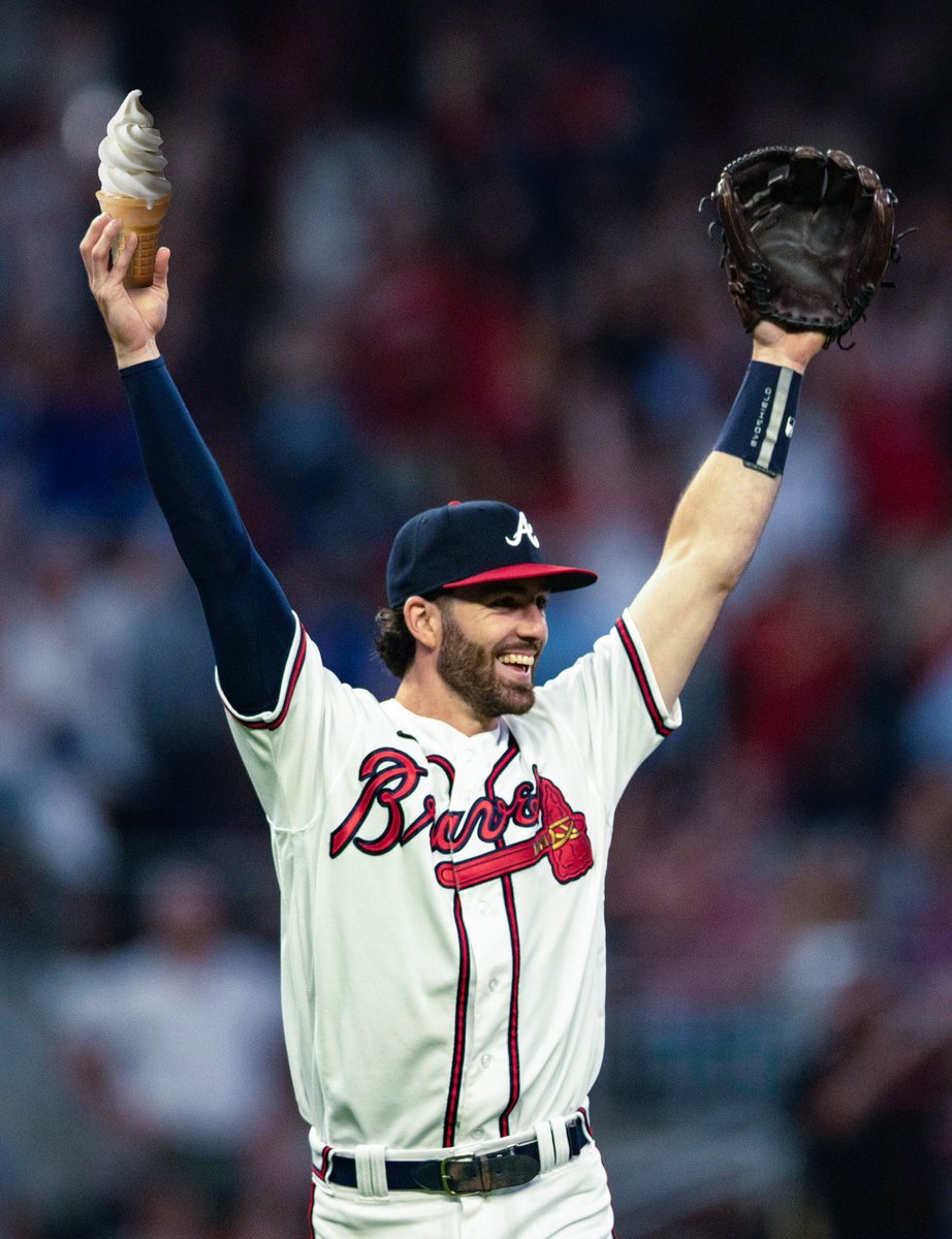 Braves's tweet photo. “Lieutenant Dans, ice cream!!!” https://t.co/pxCjALOjTF