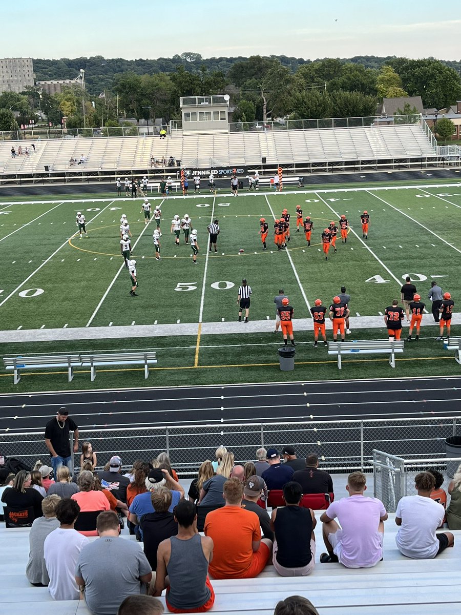 Jacket Athletics tweet media