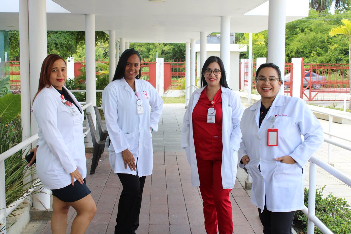 ¡Feliz Día del Médico Dominicano!
Estamos agradecidos de contar con un equipo #médico con verdadera vocación de servicio en el Hemocentro Nacional.   Su trato con los donantes de sangre es extraordinario ¡muchas gracias!