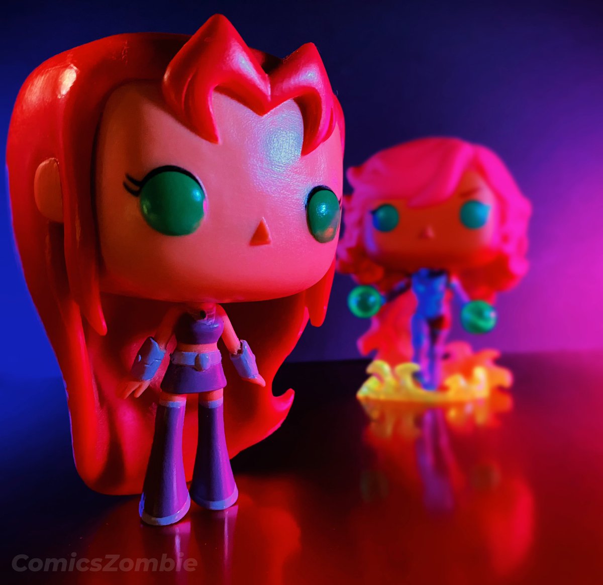 Throwback to one of my early Funko Pops and one of my most recent! How cool is that! #funkophotoadaychallenge #funkotbt #teentitansgo #teentitans #sdccexclusive #starfire @originalfunko @dccomcis @TeenTitansMovie #fotw