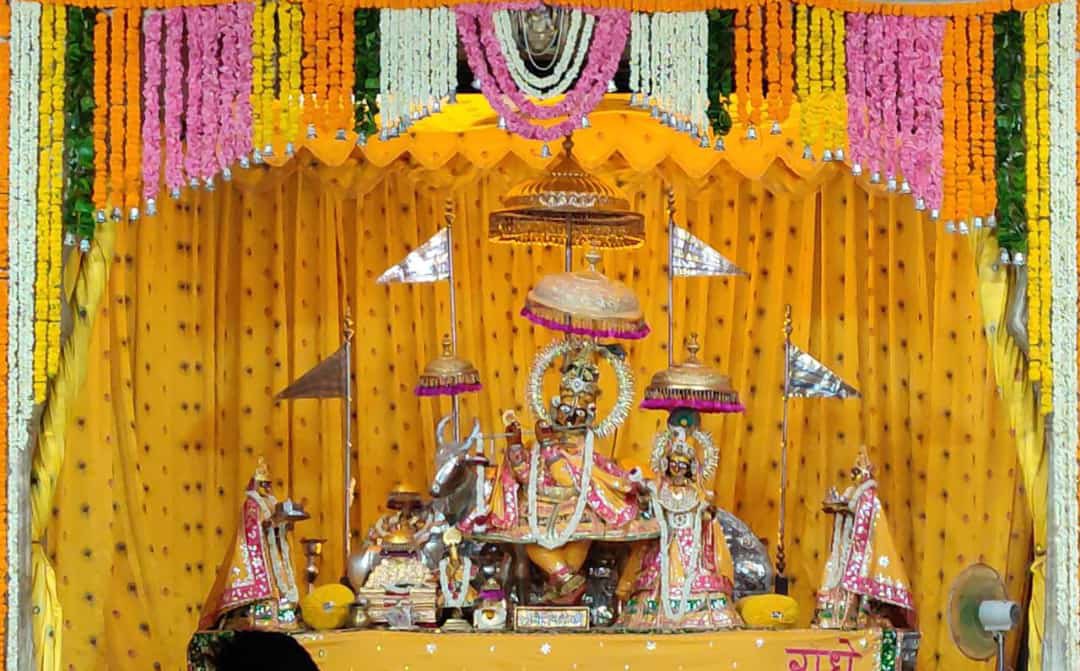 KhandujaMudit's tweet photo. Happy #KrishnaJanmashtami May lord #Krishna shower everyone with his choicest blessings and empower with strength to follow the right path of life. 
.
.
#happyjanmashtami #Janmashtami2022 #JanmashtamiSpecial #GodMorningFriday https://t.co/q2L0hJQ2Su