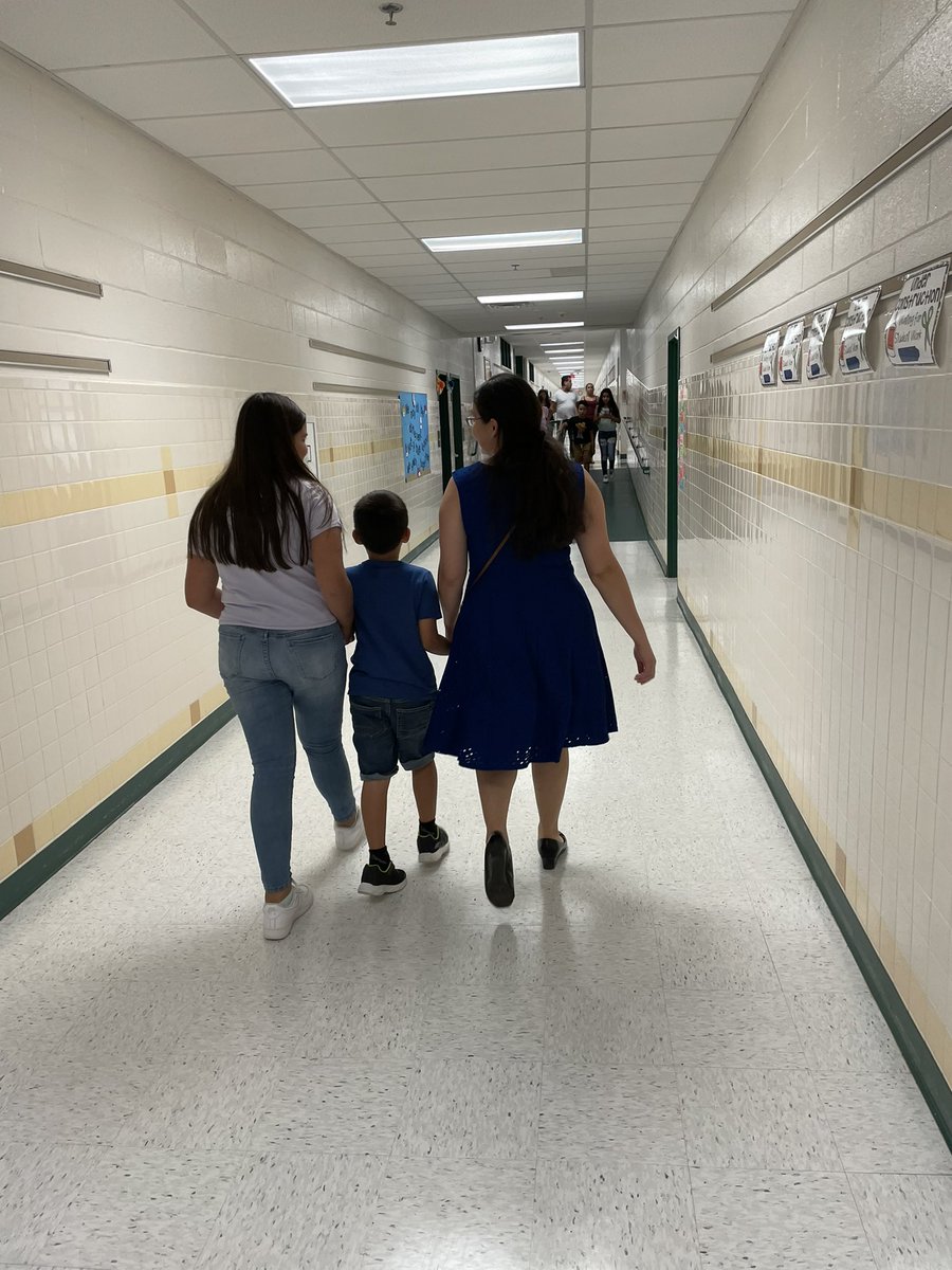 Today was filled with joy and excitement from our students, families, and staff. We had our Welcome Walk this afternoon and finished our evening with Open House. #GrahamRoad #GrahamFam #Empower #FCPS