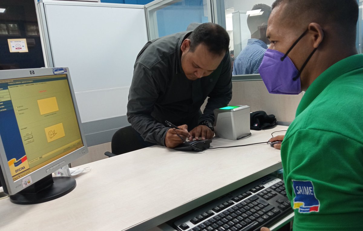 MonagasRrss's tweet photo. #Entérate | Funcionarios de Oficina #SaimeMaturín siguen brindando un servicio de calidad y es por ello que durante este mes han otorgado 3.406 documentos tales como:
✓ Cédulas de Identidad
✓ Pasaportes
✓ Prórrogas
@NicolasMaduro
@VenezuelaSaime
@MIJP_Vzla
#VenezuelaEmprende https://t.co/SvAN8YSUo6