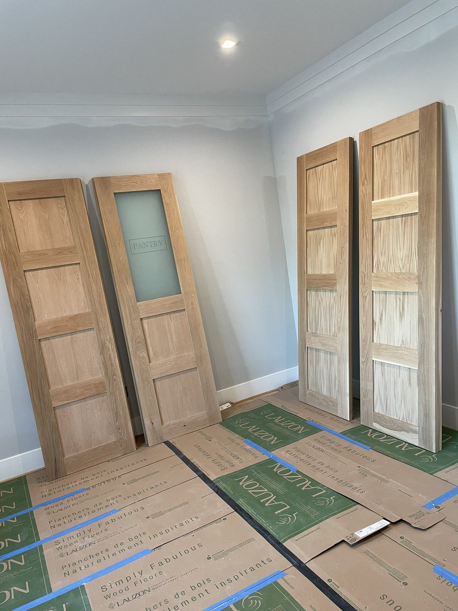 FDesignxo's tweet image. They made it!!!! #barnboors #woodworking #Awesome #farmhouse #diy