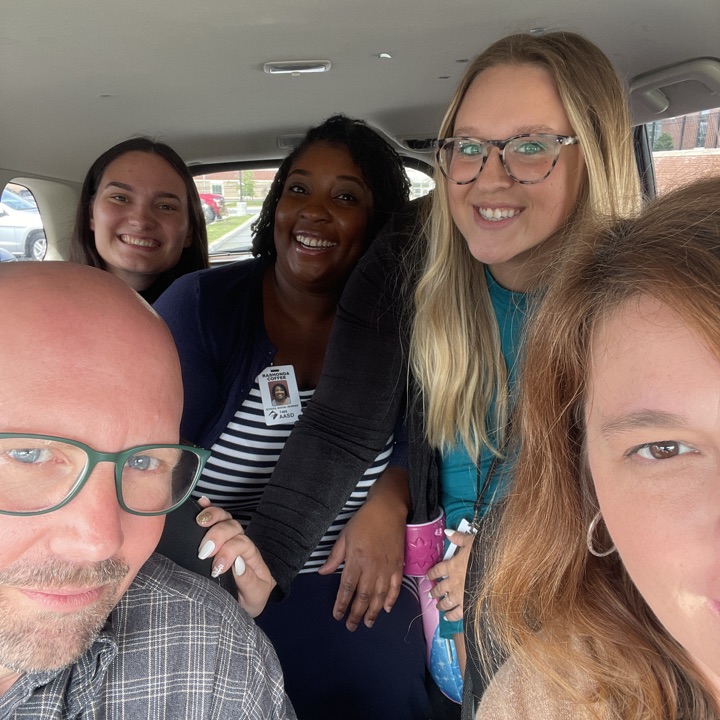 haleyfleegle's tweet photo. Thanks @GoosechaseEDU for making AASD new staff induction so much fun!  I appreciate this crew playing along!  Congratulations to team #1! #gomtlions https://t.co/jvnnTrvzKK