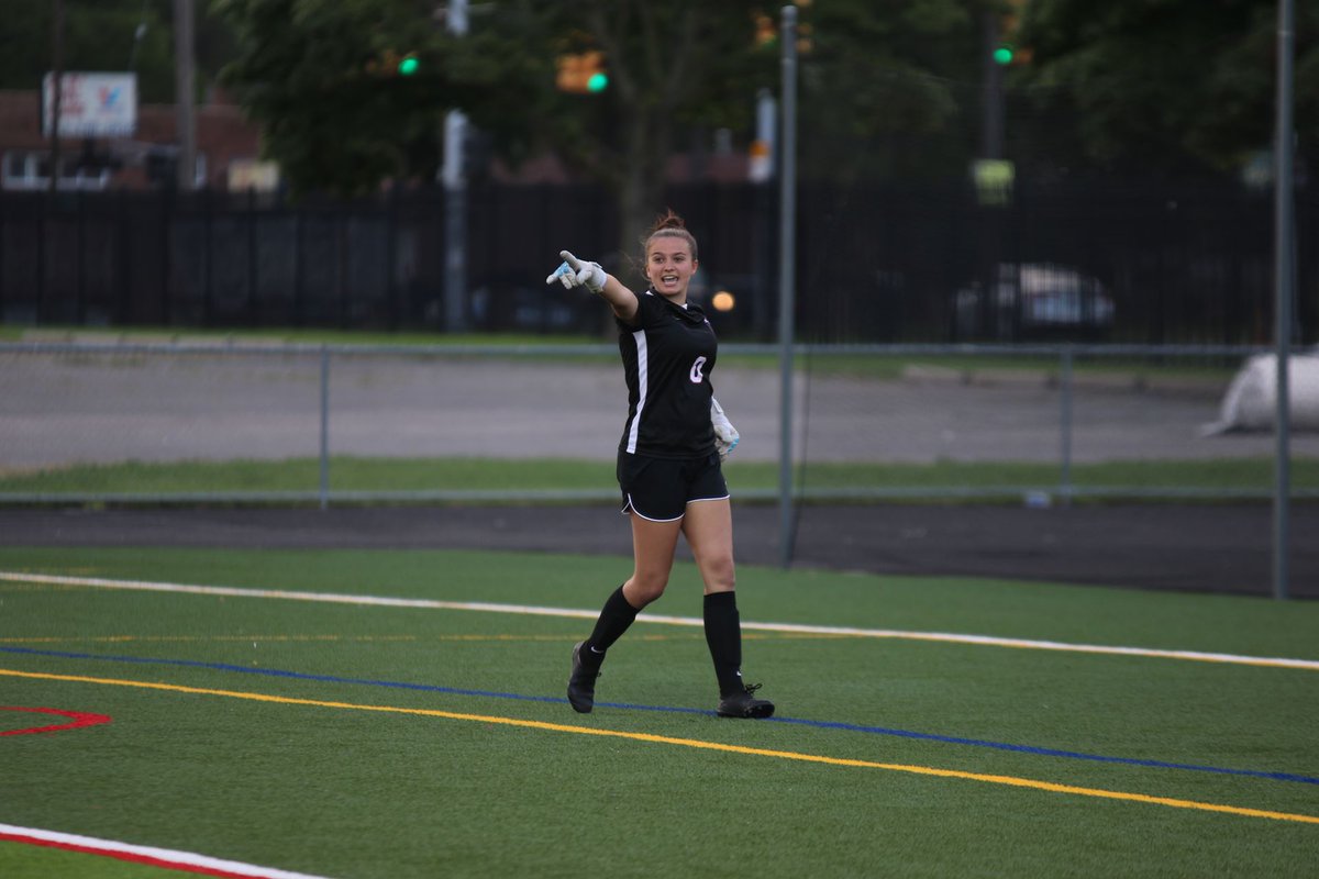 DetroitWSOC's tweet photo. Scott, Newcomers Come Up Big As Titans Fly High Over The FGCU Eagles ⚔️⚽️#DetroitsCollegeTeam #HLWSOC

🔗 https://t.co/jPHrb65VtD https://t.co/EdxaSdmEj0