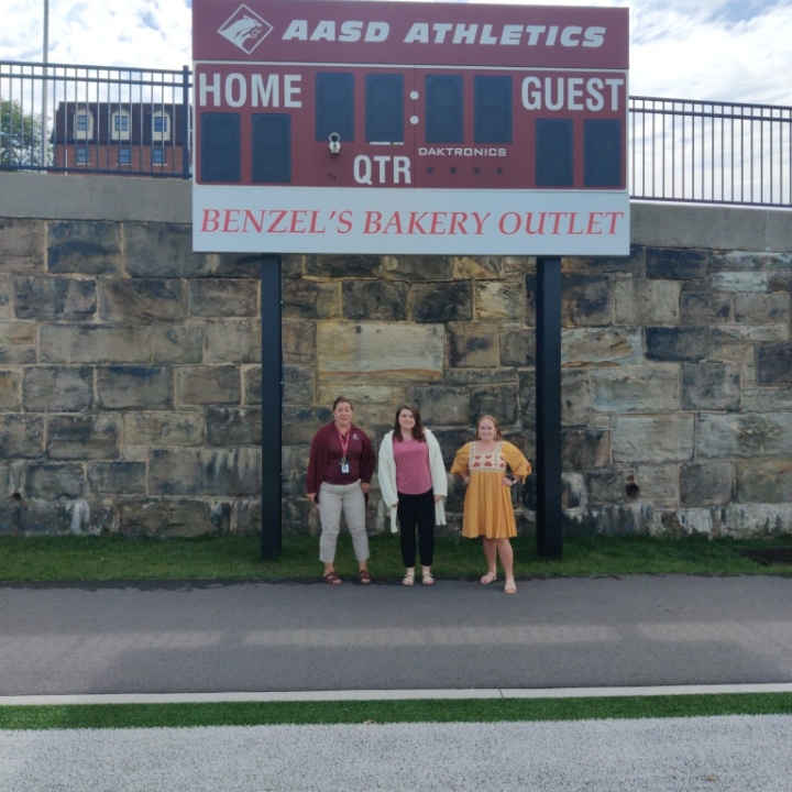 Haley Fleegle (@haleyfleegle) on Twitter photo More new staff induction fun with <a href="/GoosechaseEDU/">Goosechase EDU</a>! This competitive group had so much fun! Thanks for all of the smiles and laughter! #gomtlions More new staff induction fun with <a href="/GoosechaseEDU/">Goosechase EDU</a>! This competitive group had so much fun! Thanks for all of the smiles and laughter! #gomtlions