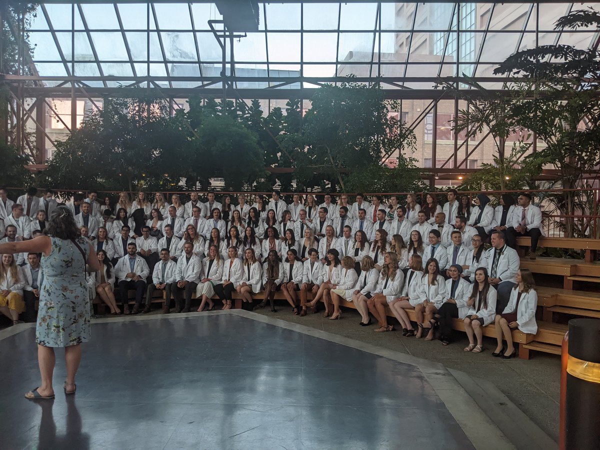 UAlberta_FoMD's tweet photo. Group photo! 📸 https://t.co/a5Gvbc2HVC