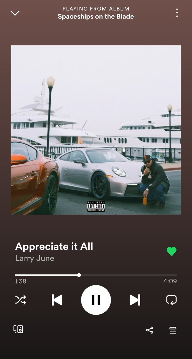 DreadKingDave's tweet photo. Therapy 🍊🚀 @LarryJuneTFM https://t.co/L0TUfUNnzg