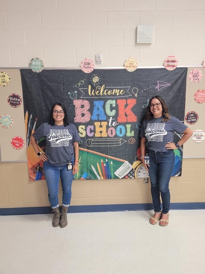 bmc_fields's tweet photo. Meet the Teacher! We’re ROLLING into a new school year! #FieldsFalcons https://t.co/V5RXNZcKoz