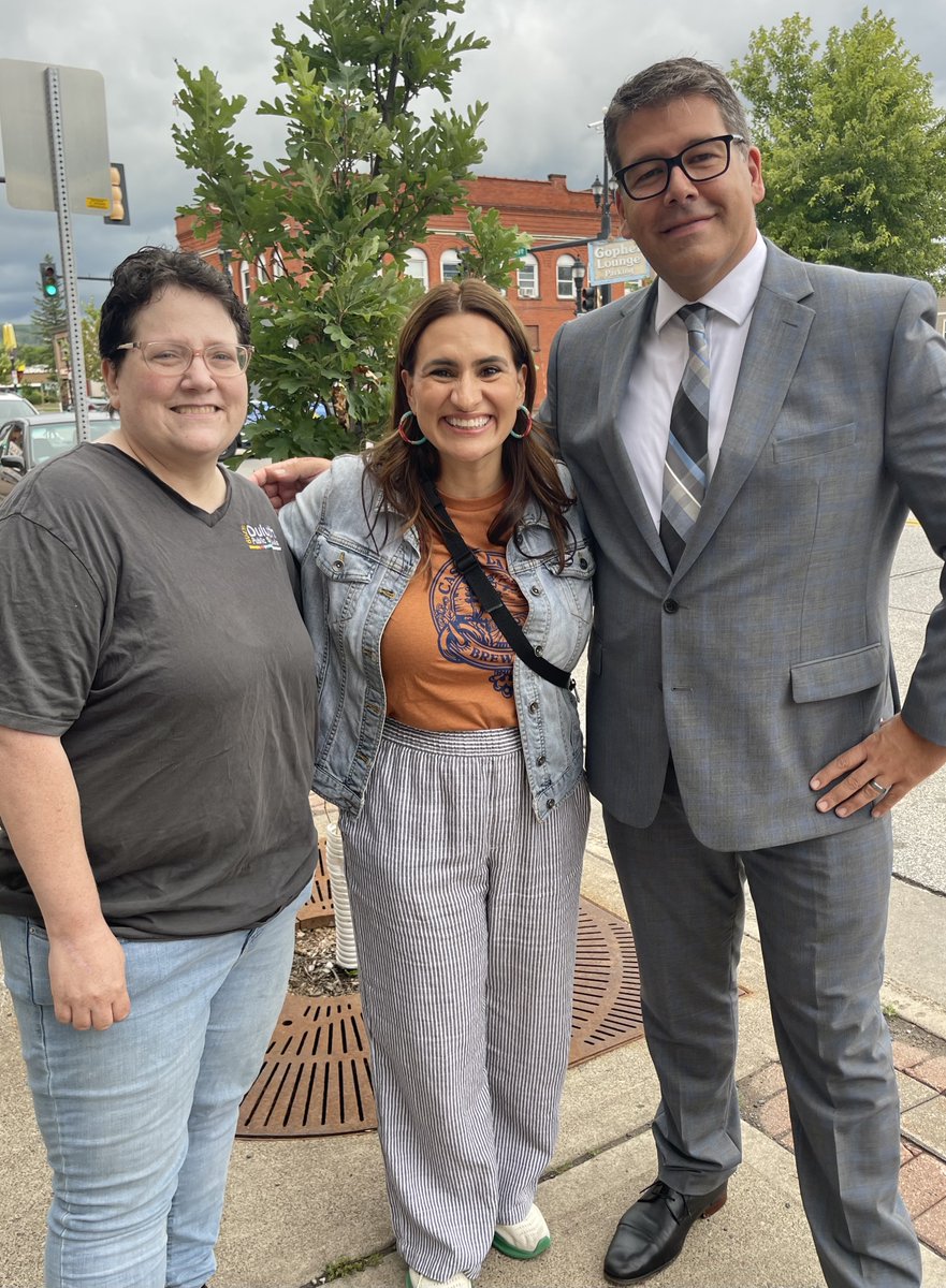 Lt. Governor Flanagan spent time with us this evening to discuss the possibility of a special session of the legislature to address critical needs. We often talk about unfinished learning, but it's time to talk about unfinished funding! <a href="/LtGovFlanagan/">Lt. Governor Peggy Flanagan</a> <a href="/alannao/">ALANNA ORME</a> <a href="/GovTimWalz/">Governor Tim Walz</a>
