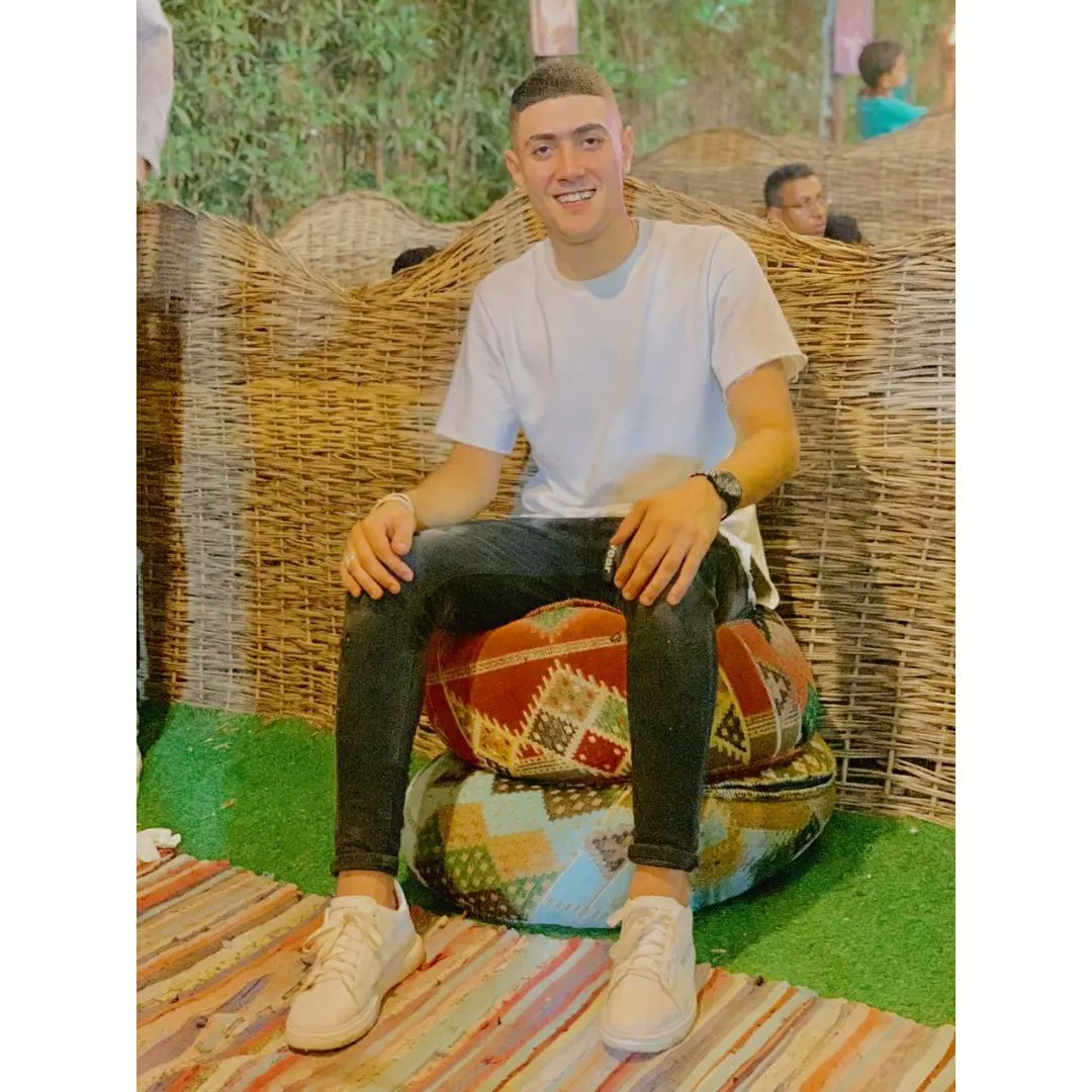 alaasal17's tweet photo. لـنـا الله وبـعد الله لا نحتـاج أحـد'🖤 https://t.co/BBNQiOBsMW