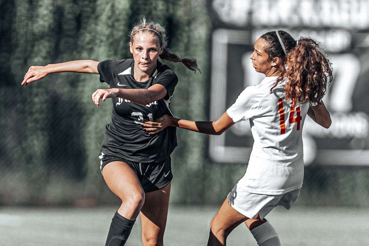 Carlos Reveiz tweet media